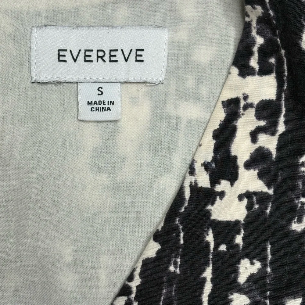 ✨ EVEREVE Giana Tiered Shift Dress • Black & Ivory Abstract Print • Size Small - Picture 8 of 10